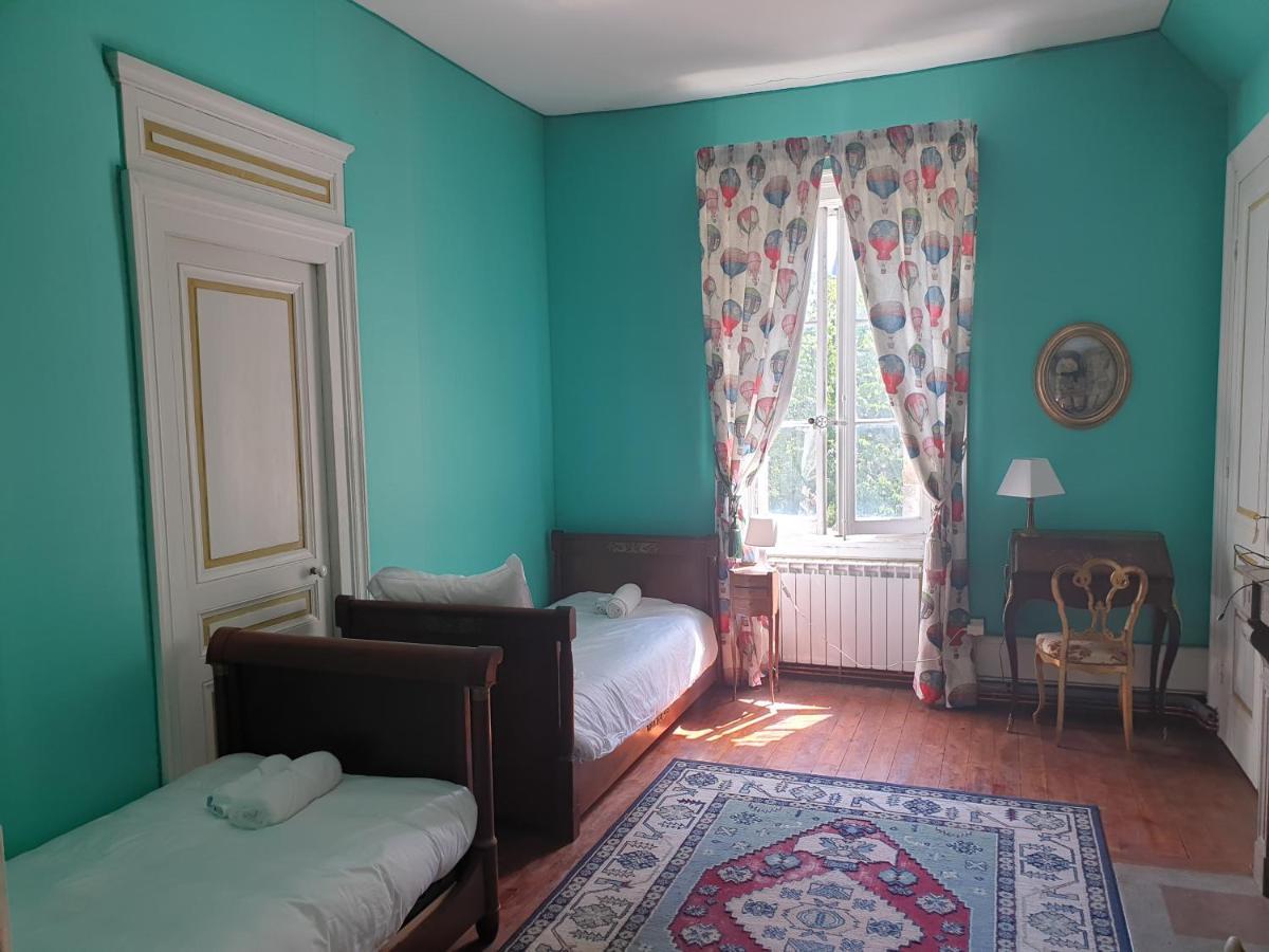 Chateau De Saint Bonnet Les Oules Экстерьер фото