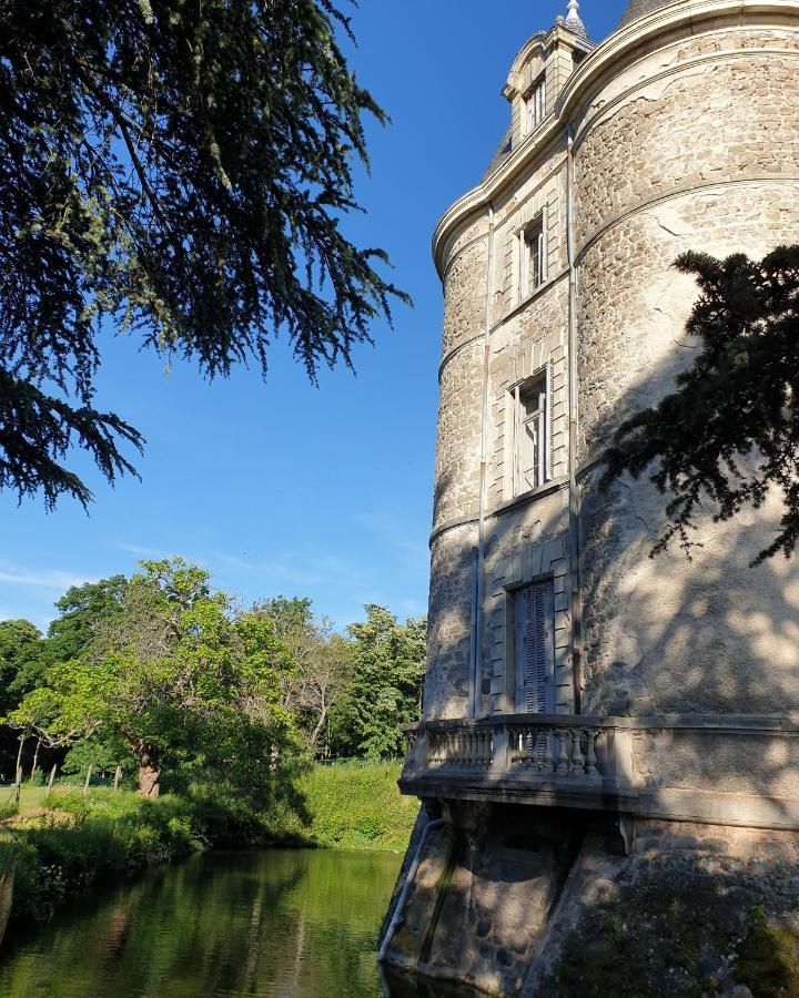 Chateau De Saint Bonnet Les Oules Экстерьер фото